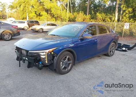 2025 Kia K4 Lxs z USA, uszkodzony, nr VIN 3KPFT4DE1SE118809